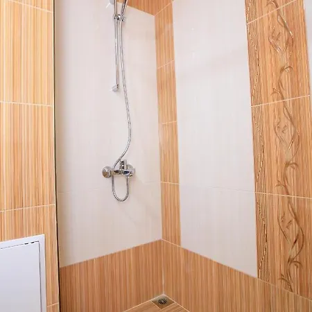 Nori Appartement *